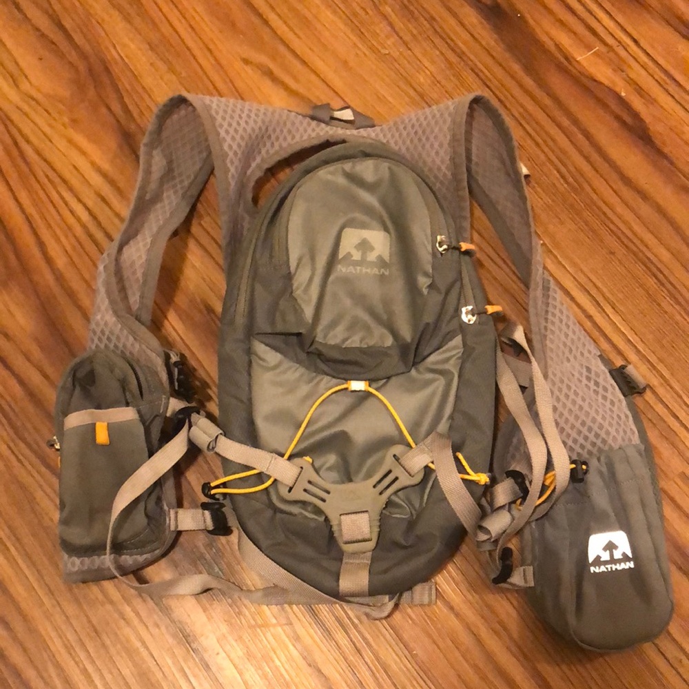 Nathan Intensity Race Vest Hydration Pack Running